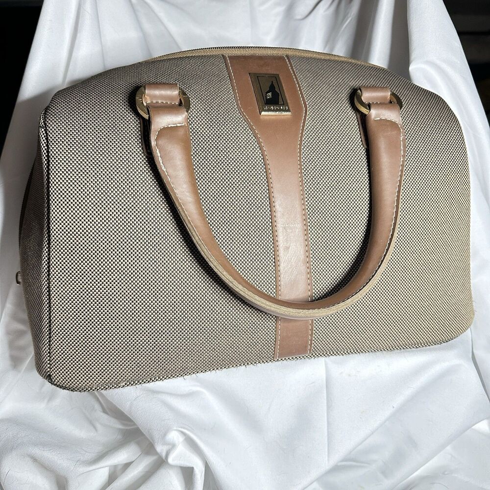 Vintage London Fog Brown Tan Satchel Carry-On Travel Zipper Closure Top Handle